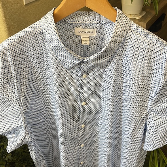 Calvin Klein Dress Shirt Size XXL, Brand New - Picture 2 of 14